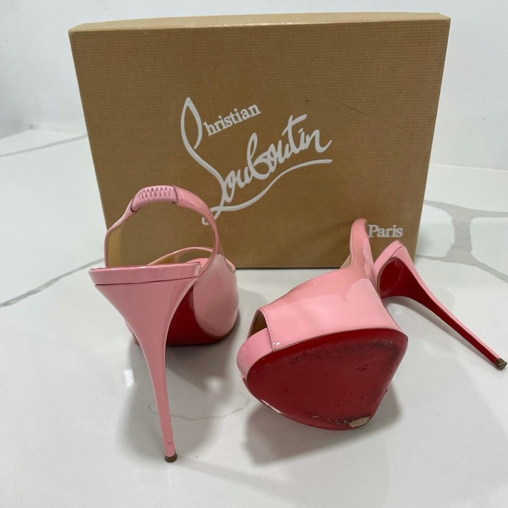 Christian Louboutin Pump